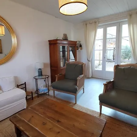 Les Pierres Heureuses - Comfortable House & Sea Holiday home